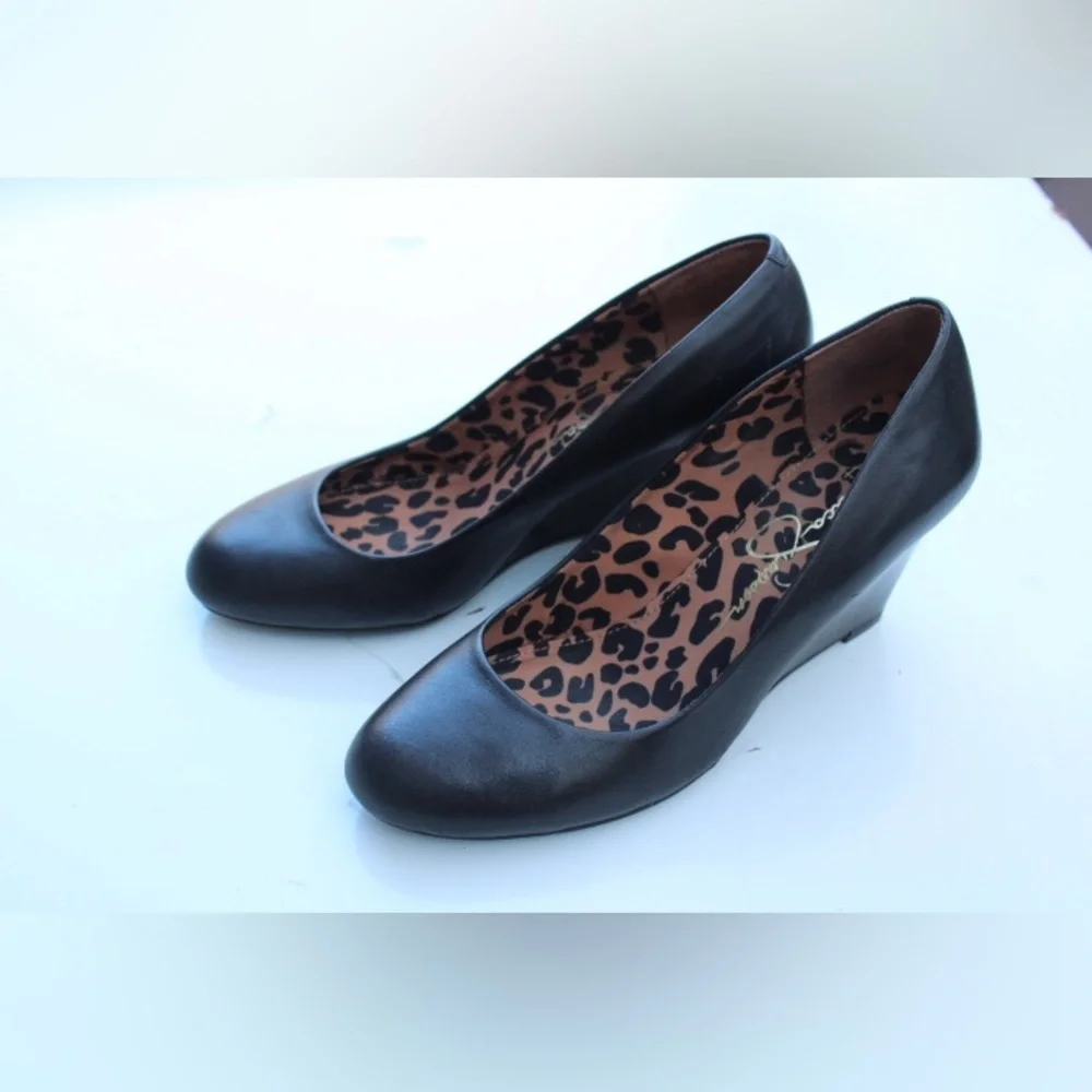 Jessica Simpson wedges